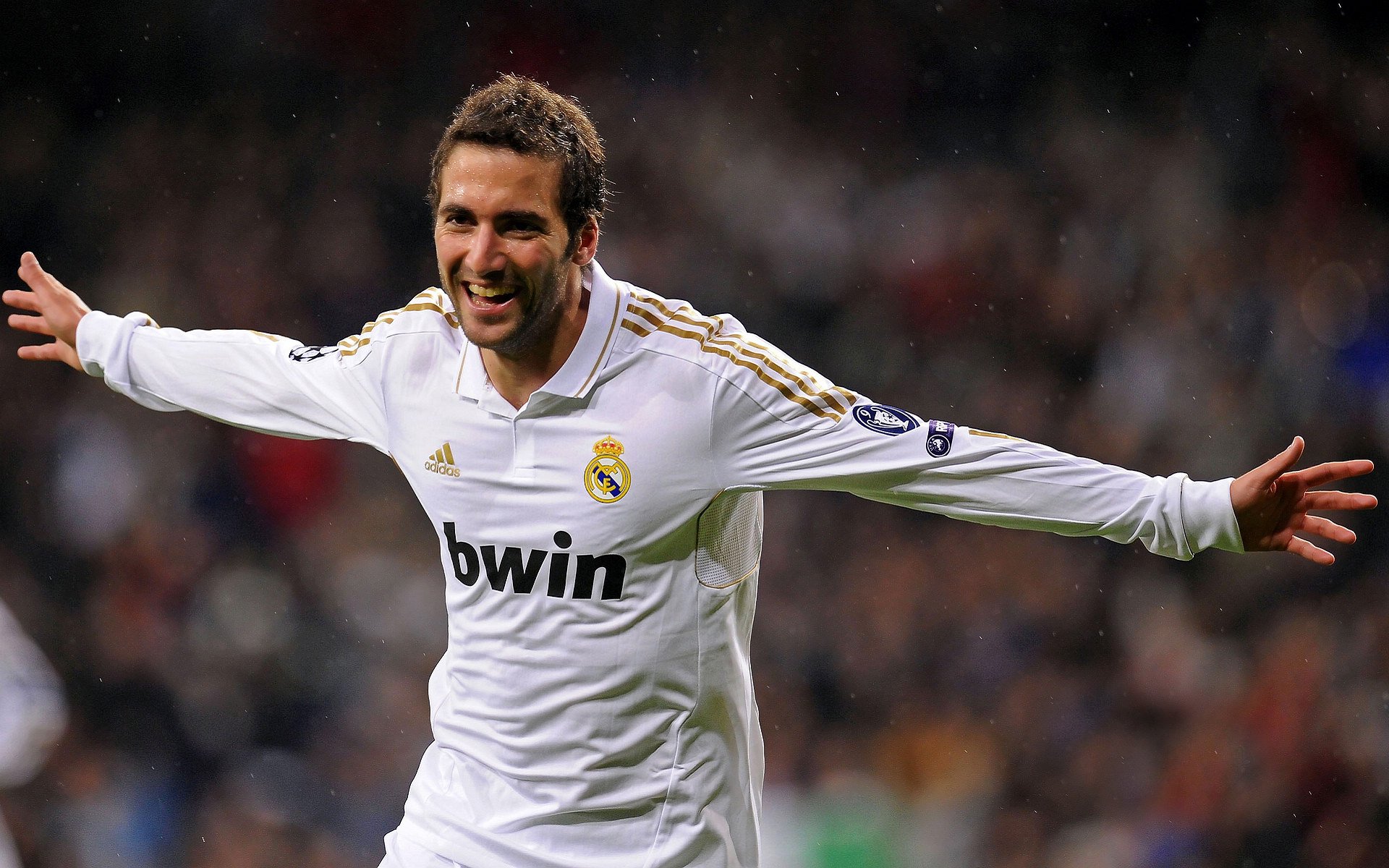 开云体育下载-意甲精品比赛不断，吸引全球球迷关注，意甲集锦